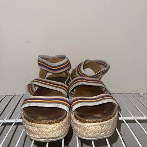 Steve Madden Kimmie rainbow sandal